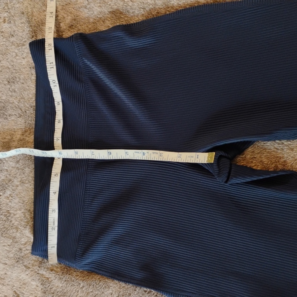 ALALA Raya Ribbed Navy Leggings - Picture 5 of 8